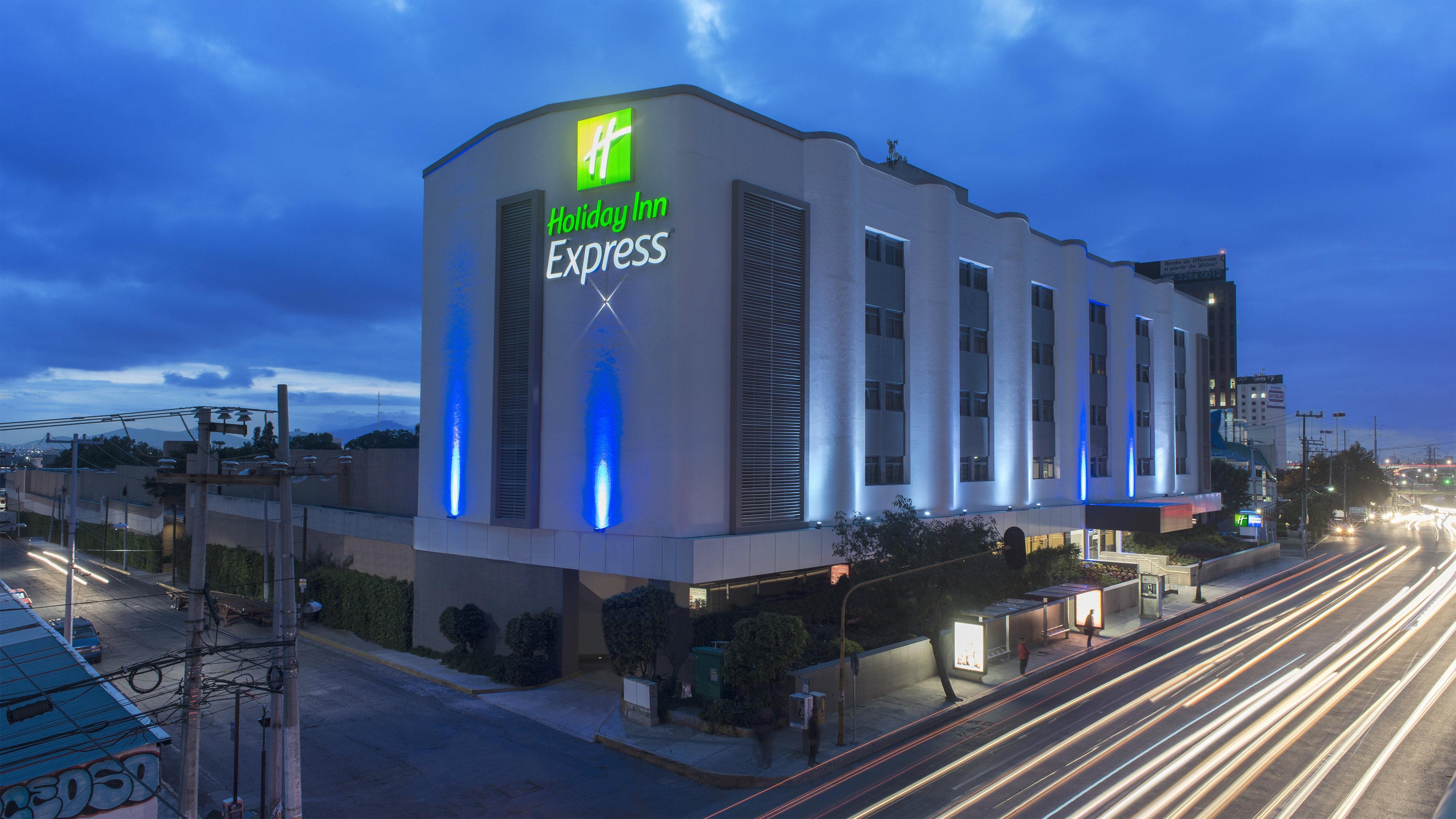 Holiday Inn Express Mexico- Toreo, An Ihg Hotel Экстерьер фото